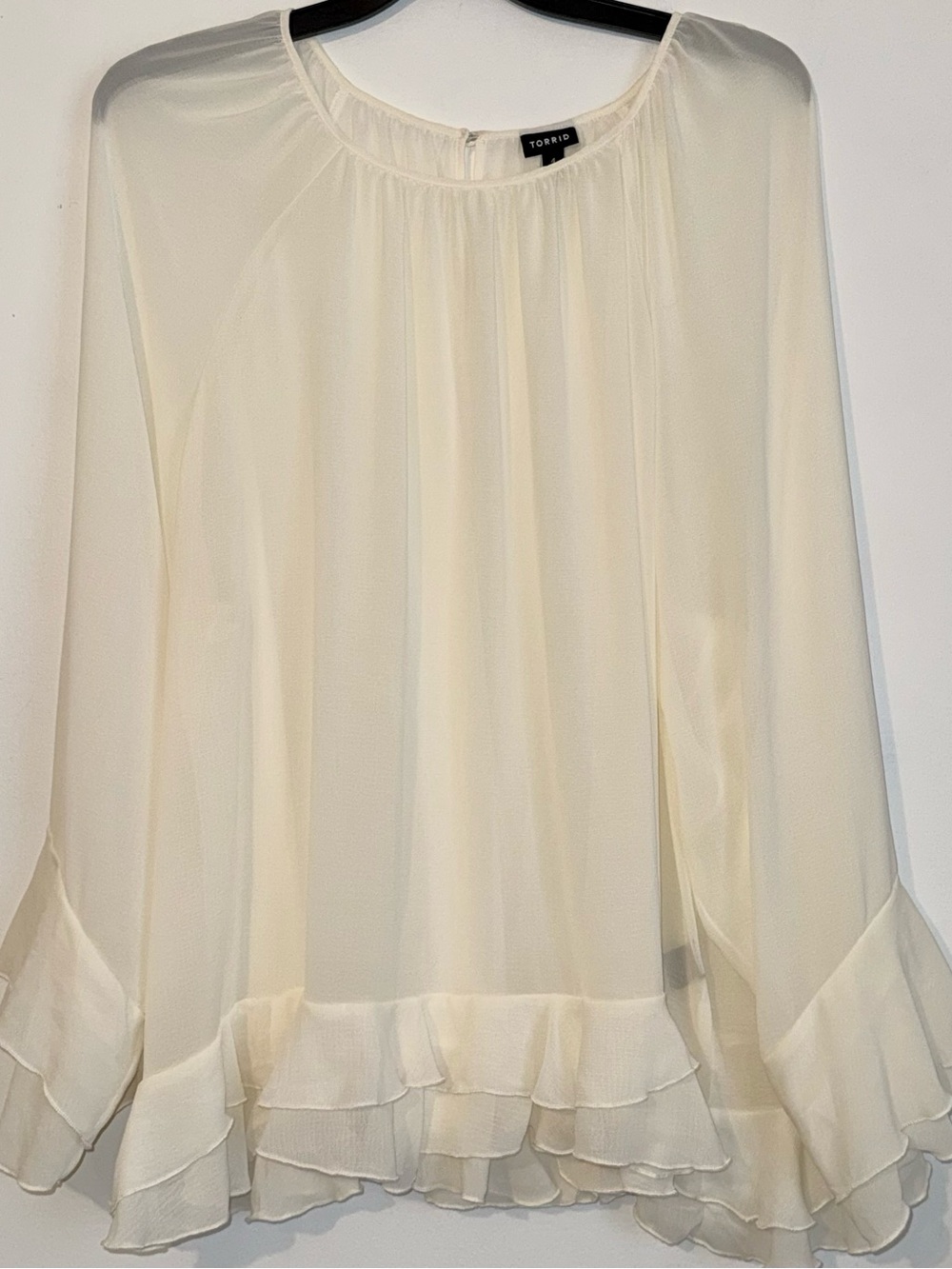 Torrid Ivory Chiffon Ruffle Bell Sleeve Blouse Size 4 (4X)